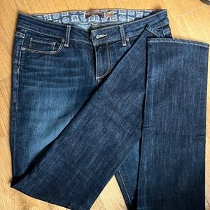 Paige Skyline. Size 29